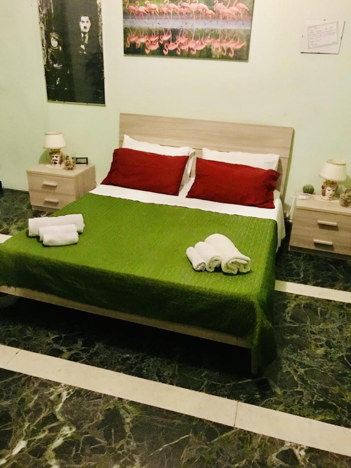 Maya'S Apartment Close To Ballaro Market And Central Station Palermo Luaran gambar